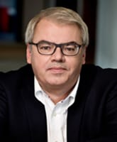 "On ne retrouve pas tout à fait encore le niveau de 2007", avoue le patron de Louvre Hotels