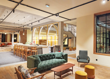 Découvrez les marques de Louvre Hotels Group